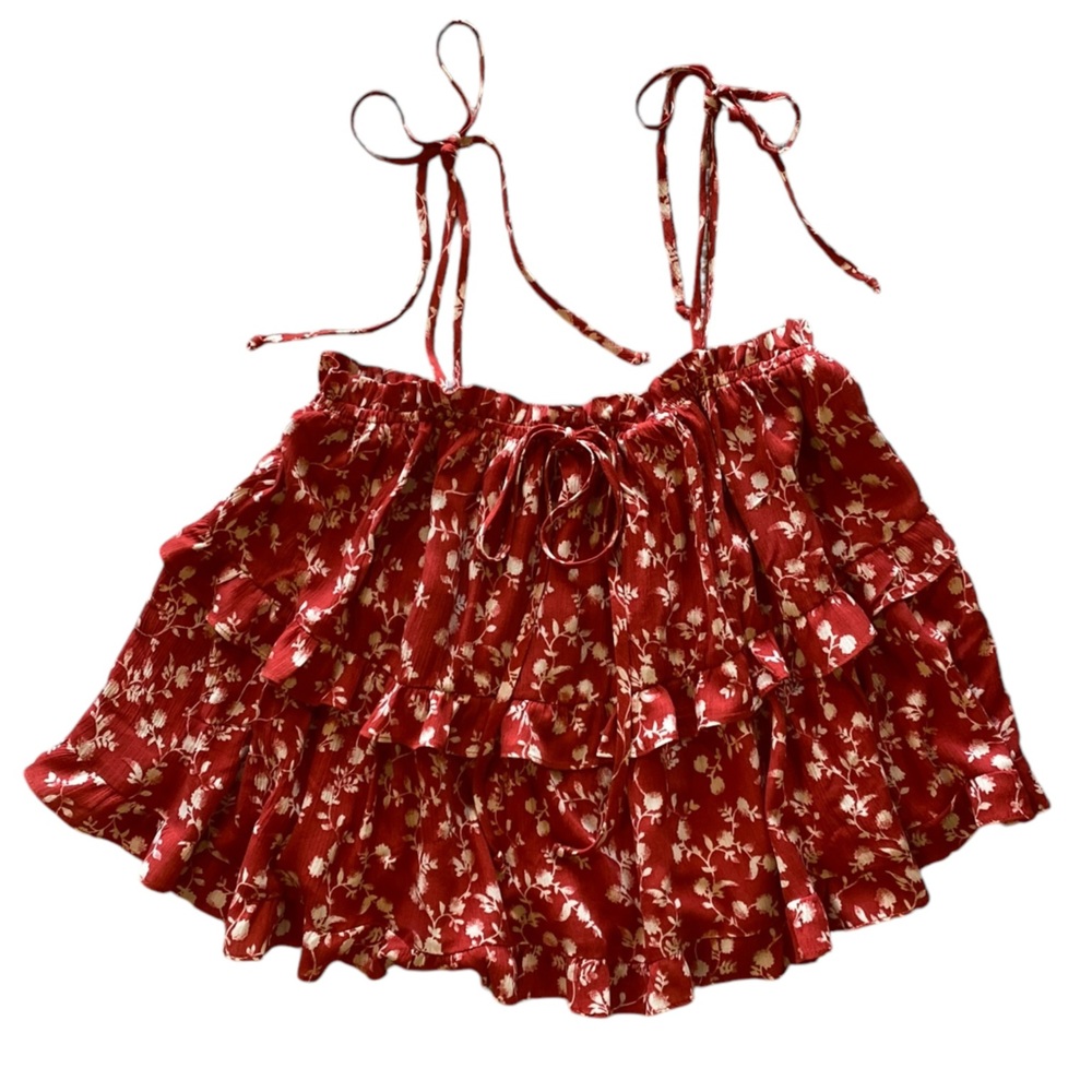 Hashtag Floral Red White Ruffle Top Blouse. Size M Straps Great Condition!